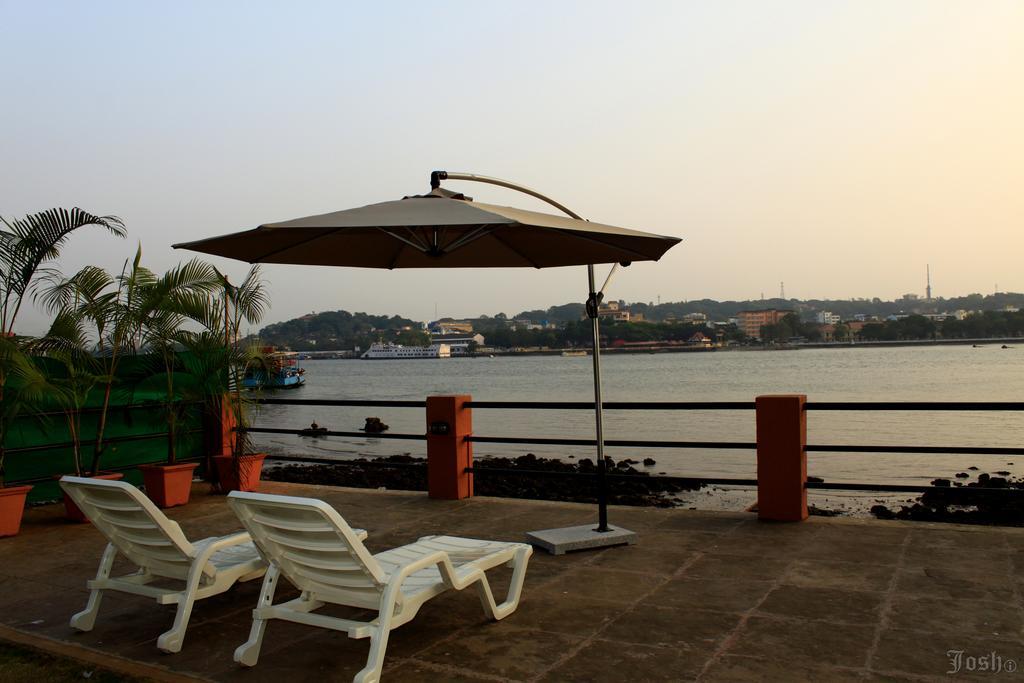 Cabo Cabana Hotel Panaji Zewnętrze zdjęcie